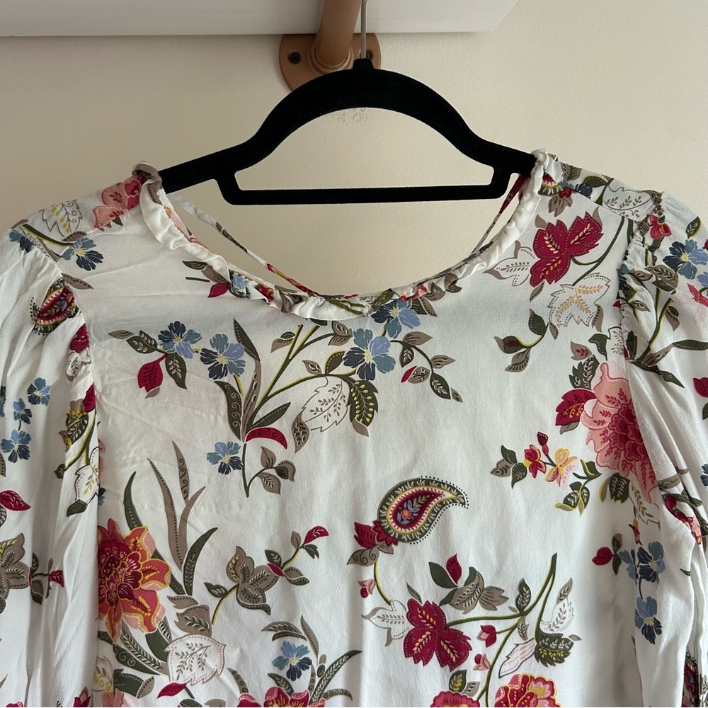 Floral Loft‎ blouse; size: small petite - Picture 4 of 6